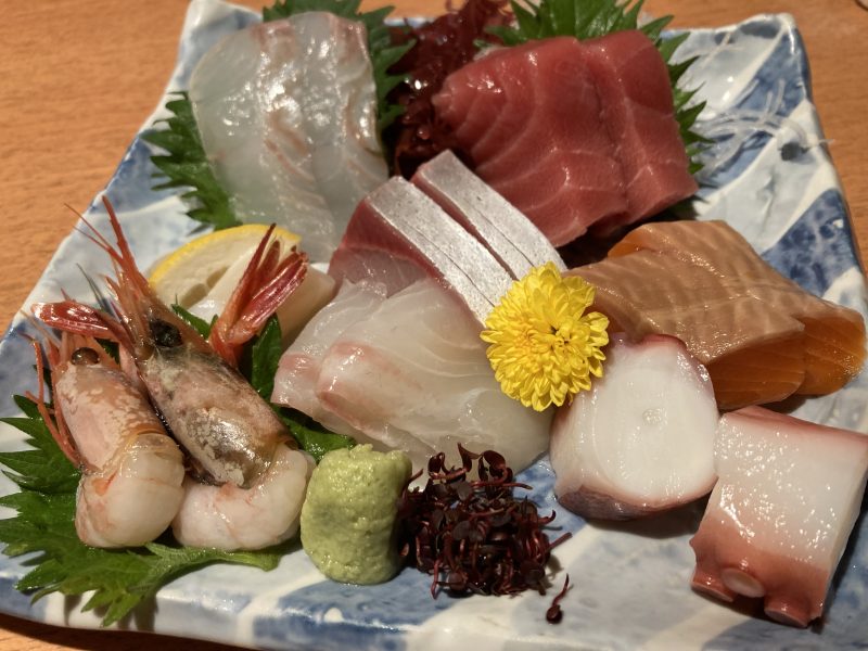 高山駅前の日本海庄やの日本海波盛のお刺身2人前。