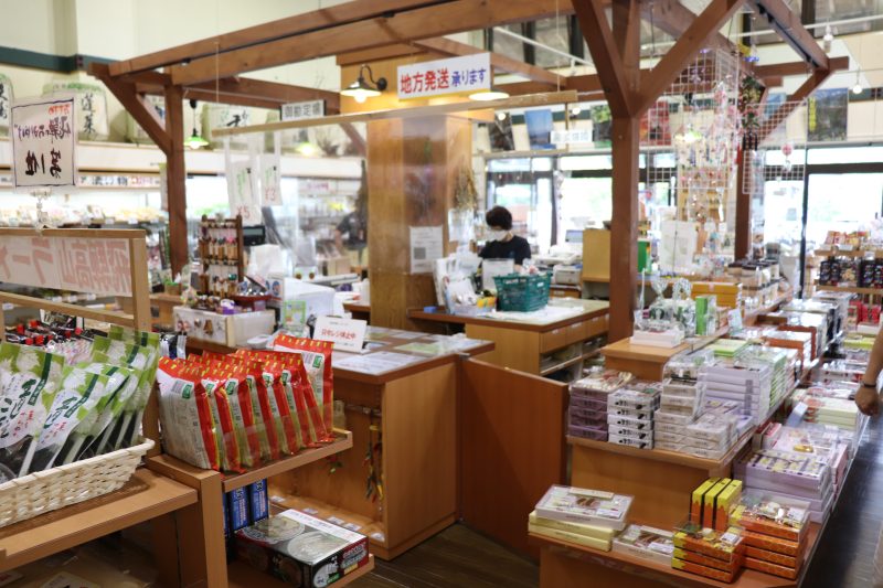 道の駅 ななもり清見の売店