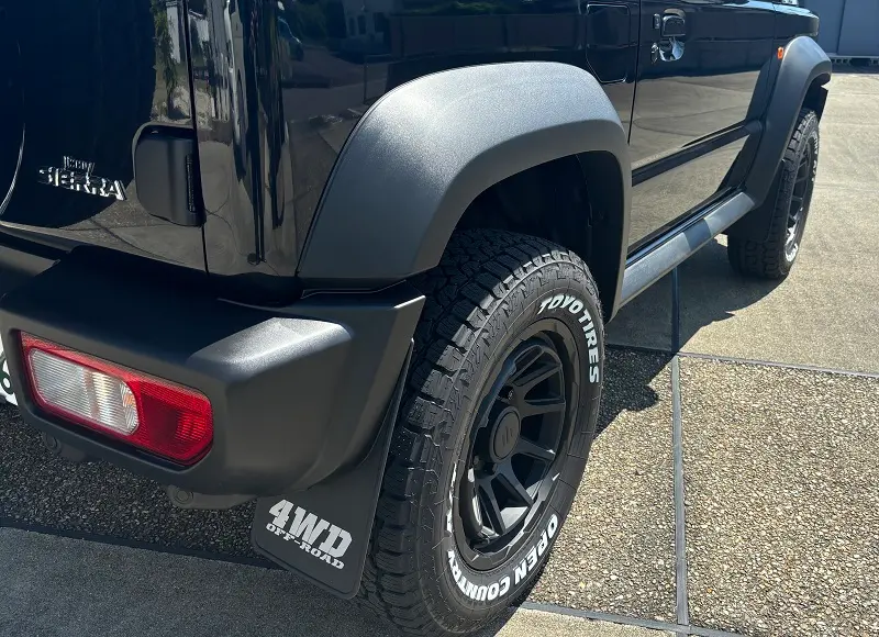 ジムニーマッドガード