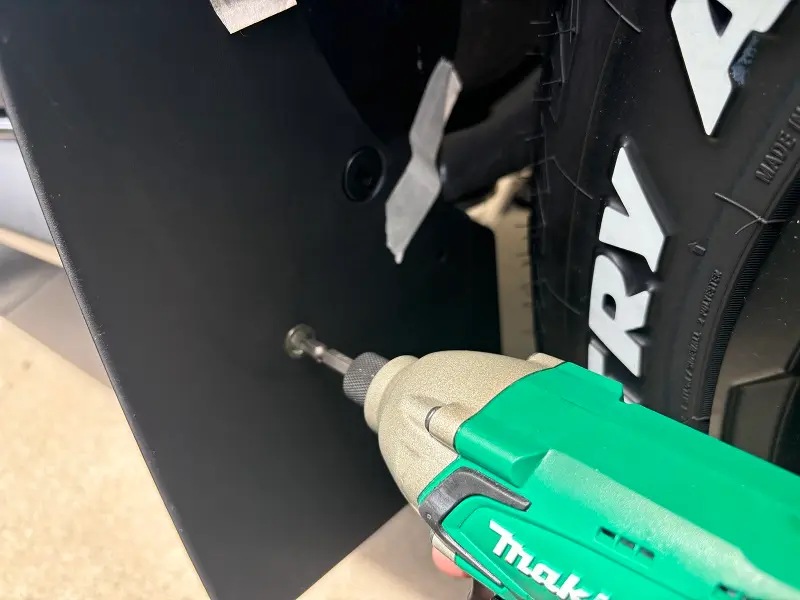 ジムニーマッドガード