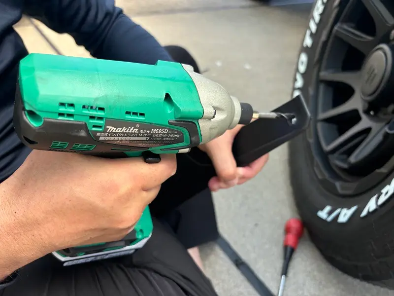 ジムニーマッドガード