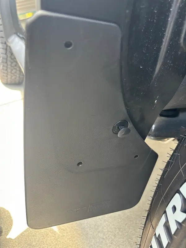 ジムニーマッドガード