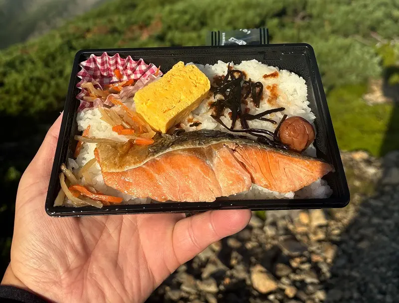 仙丈小屋で頂いた朝食弁当