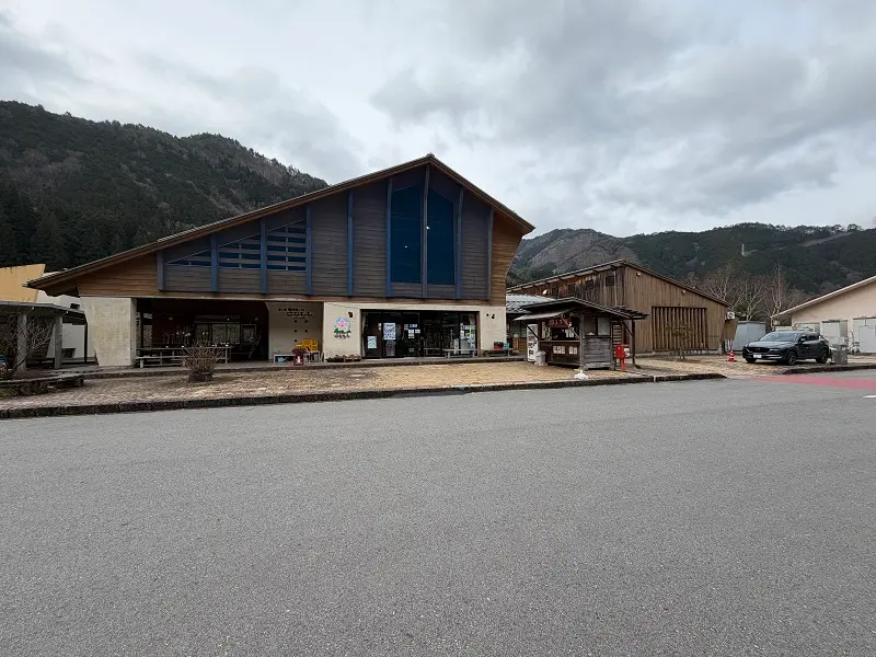 道の駅　南飛騨小坂はなもも