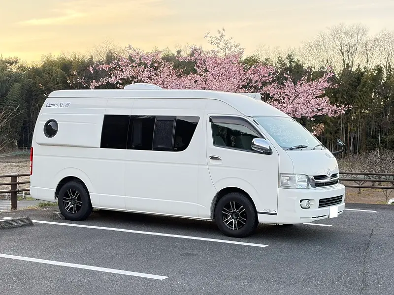 鳩吹山　登山中駐車場